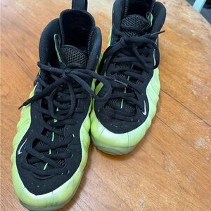 Nike Black and Neon Green Foam Composite Athletic Shoes